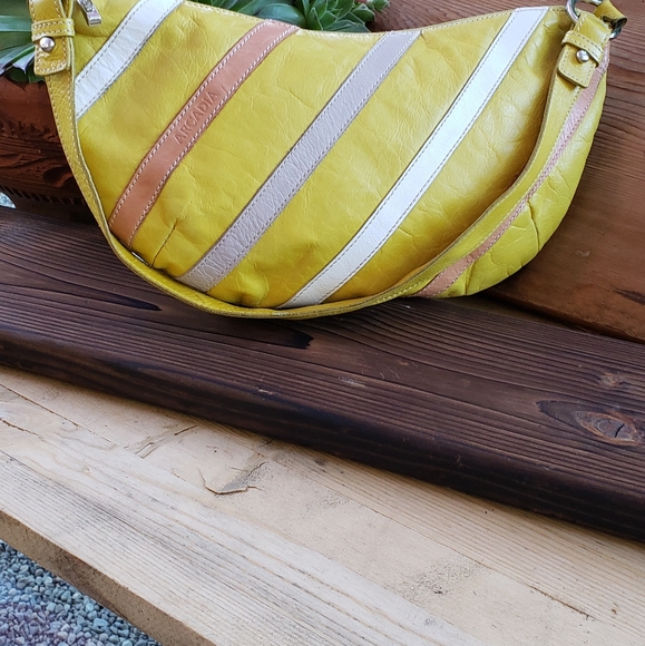 Arcadia Leather Funky Hobo Bag - Picture 15 of 16